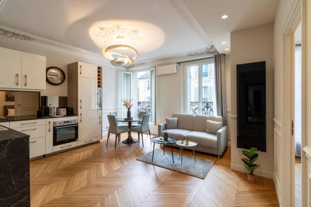 4pers # 1 Bedroom # Ternes # 17 Appartamento *